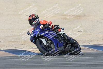 media/Nov-16-2025-Race Pace (Sun) [[8c5fa54630]]/Verified Riders/1-Turns 9 and 10 (925am)/